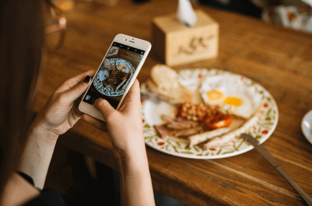 adicción al móvil foto comida pam